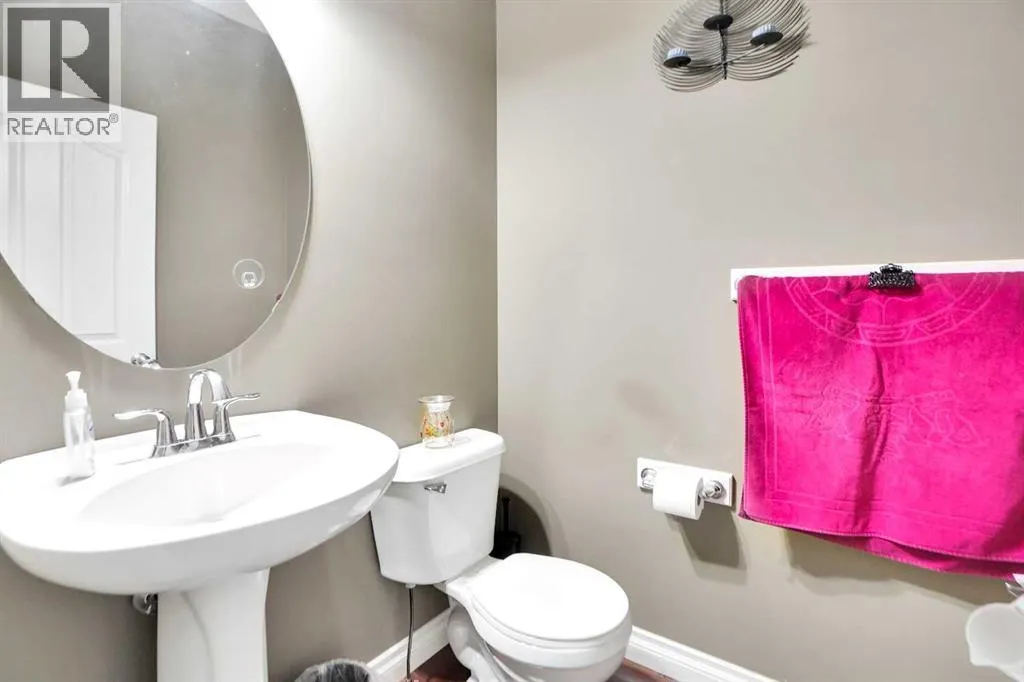 39 Skyview Shores Rise NE