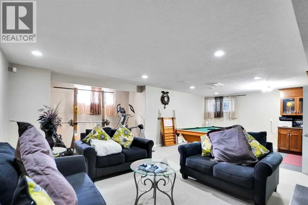 39 Skyview Shores Rise NE