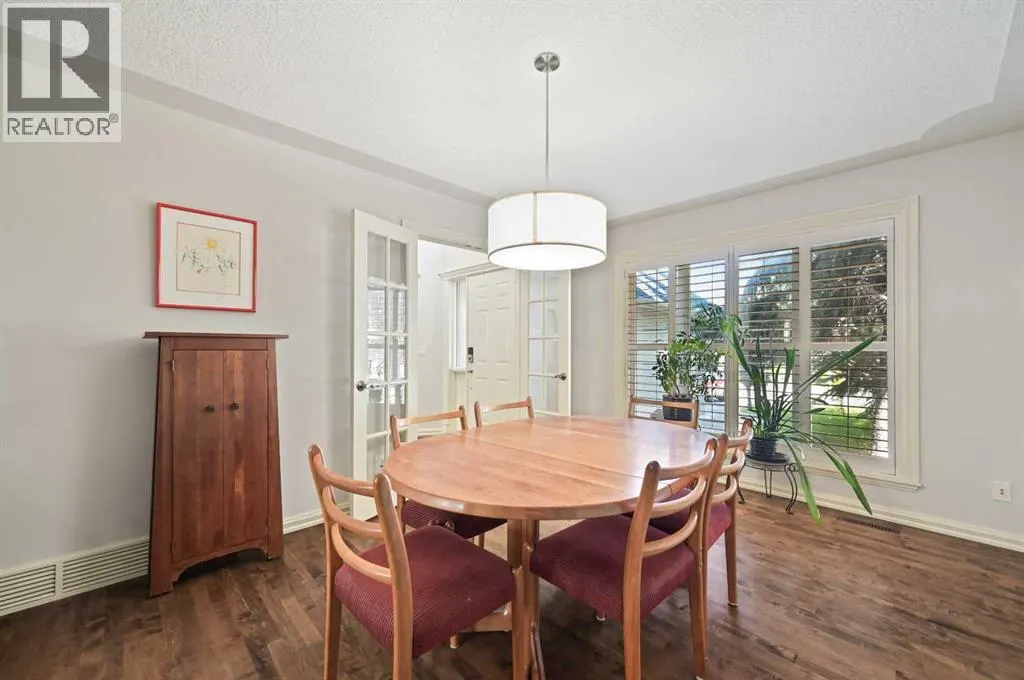 41 Strathridge Crescent SW