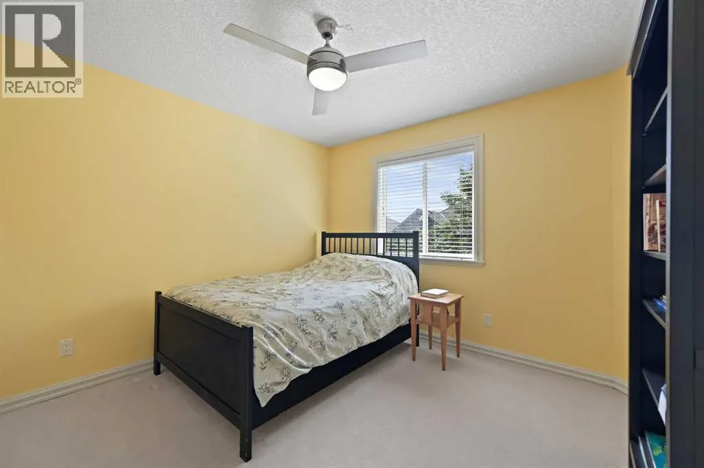 41 Strathridge Crescent SW