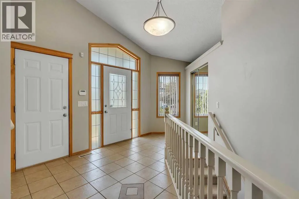 106 Thornbird Way SE