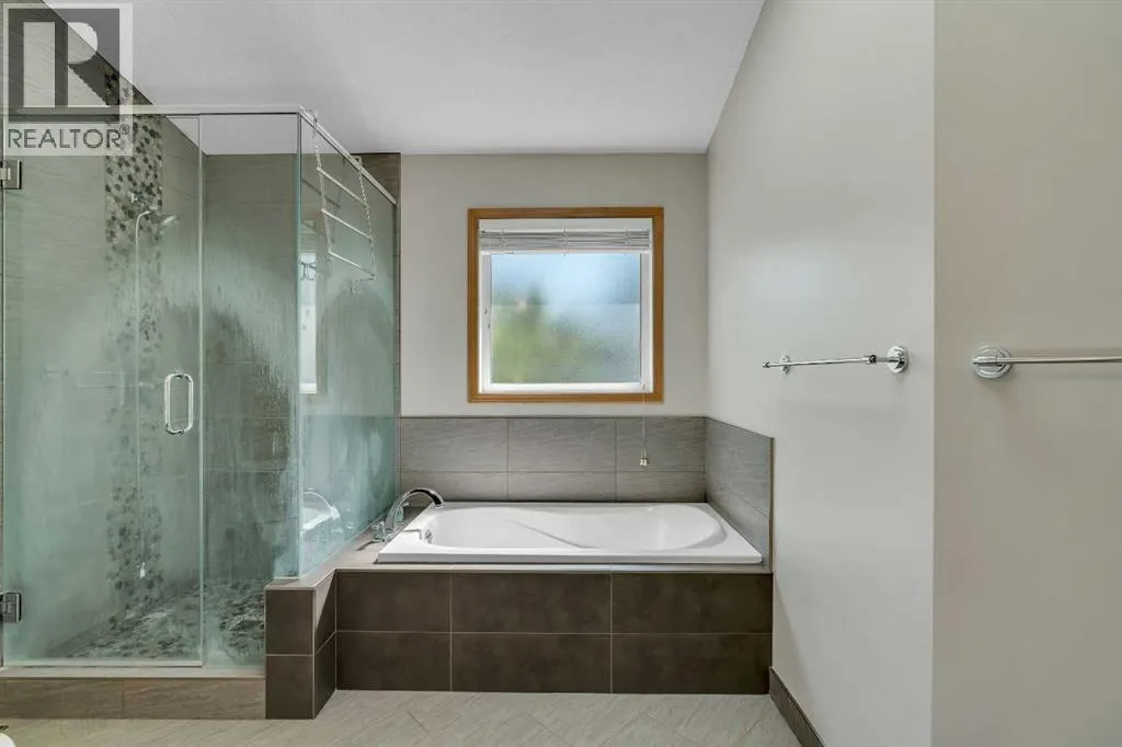 106 Thornbird Way SE