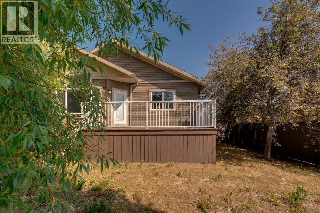 106 Thornbird Way SE