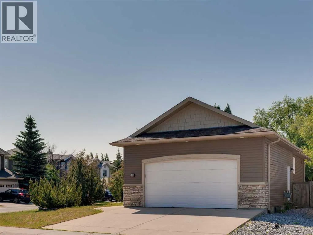 106 Thornbird Way SE