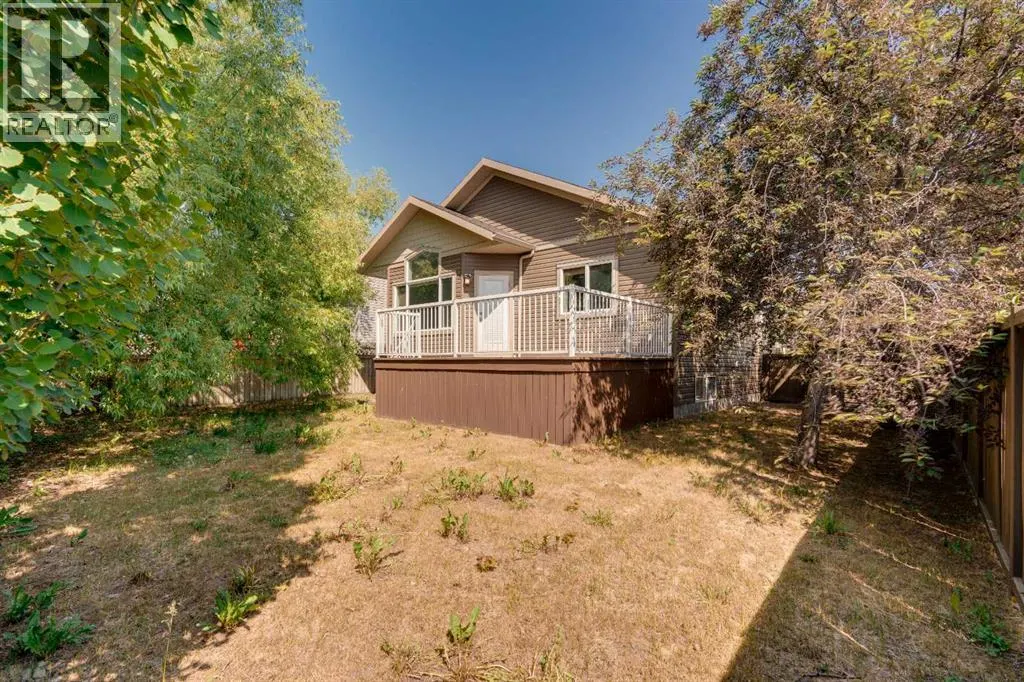 106 Thornbird Way SE