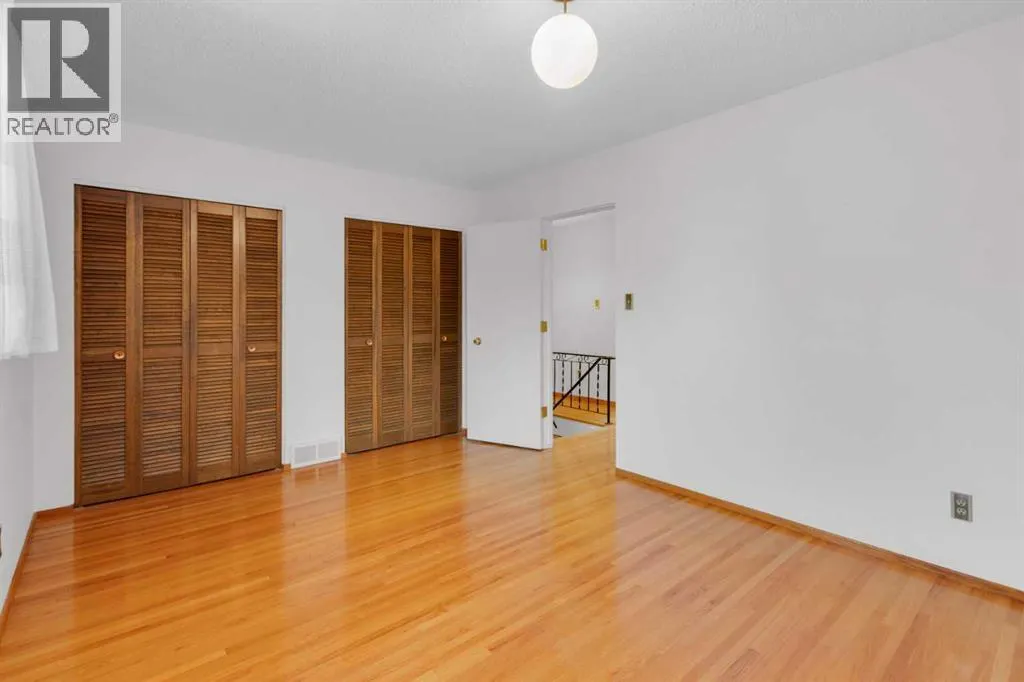 2711 Crawford Road NW