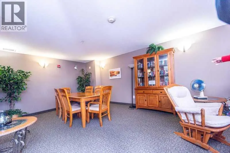 1224, 2370 Bayside Road SW