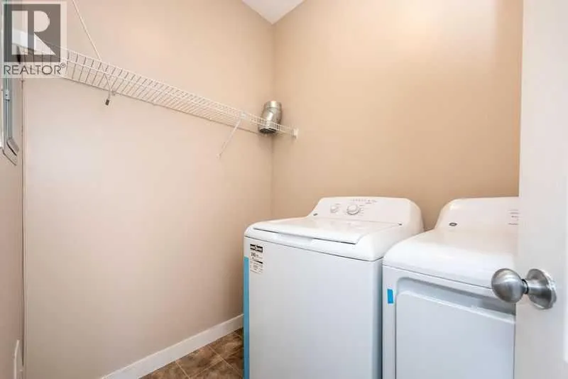 1224, 2370 Bayside Road SW