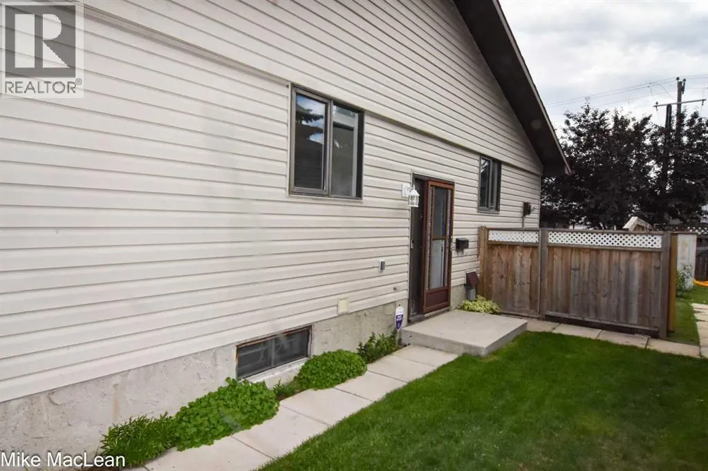 723 Whitehill Way NE