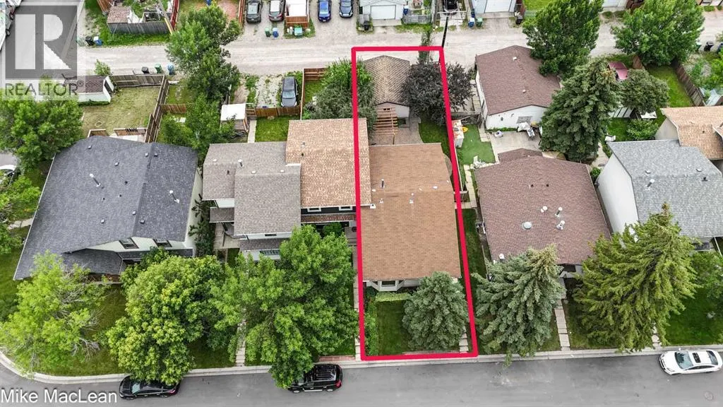 723 Whitehill Way NE