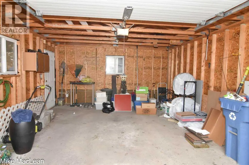 723 Whitehill Way NE