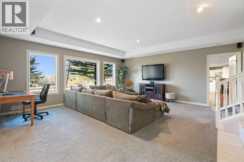 33038 Township Road 272