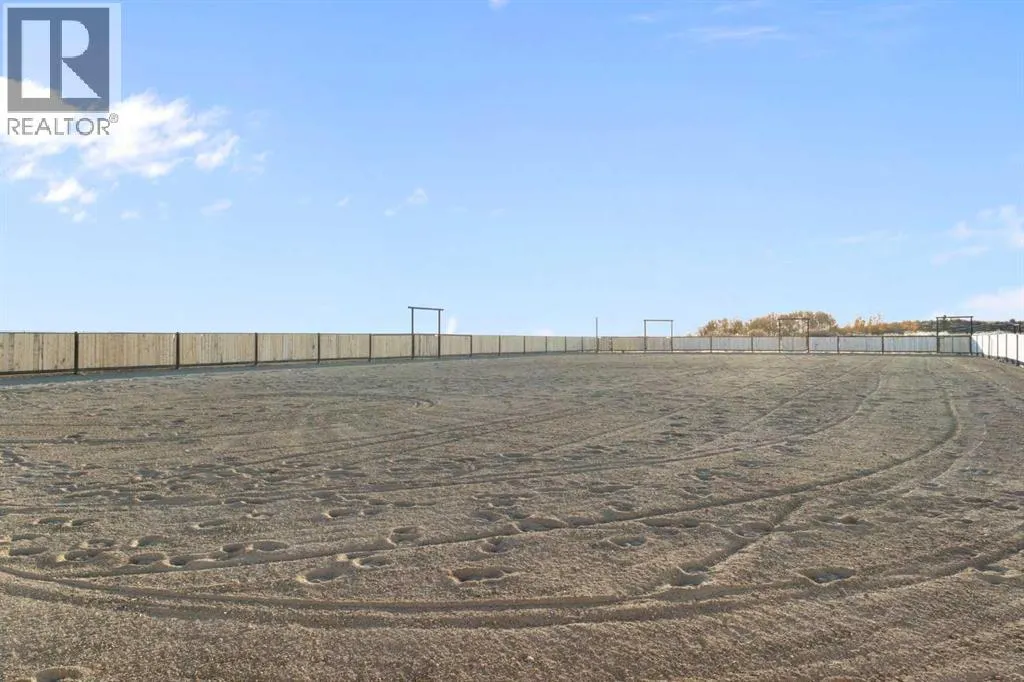 33038 Township Road 272