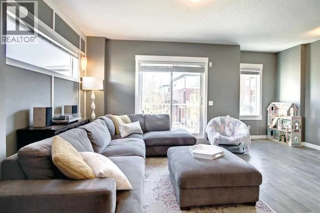 11, 111 Rainbow Falls Gate