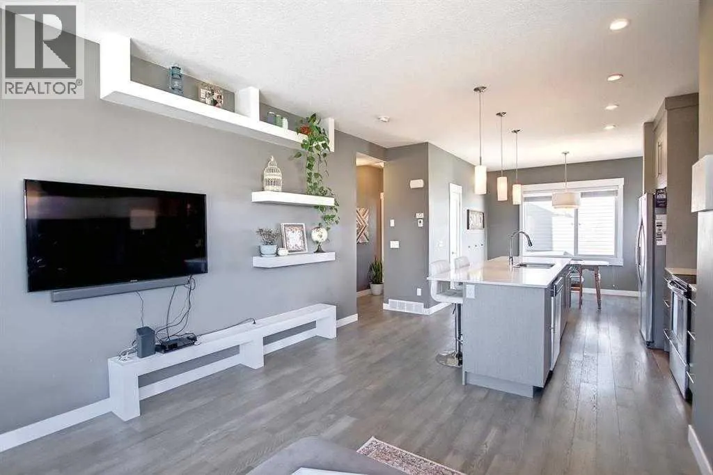 11, 111 Rainbow Falls Gate