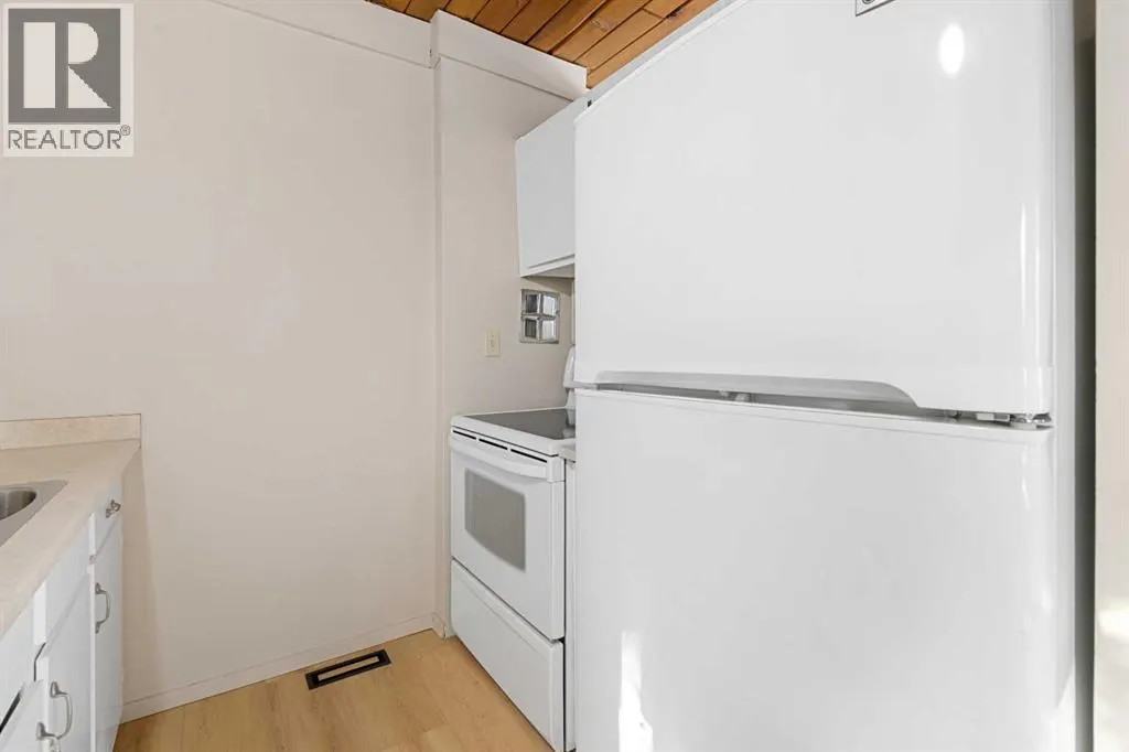 201, 11010 Bonaventure Drive SE