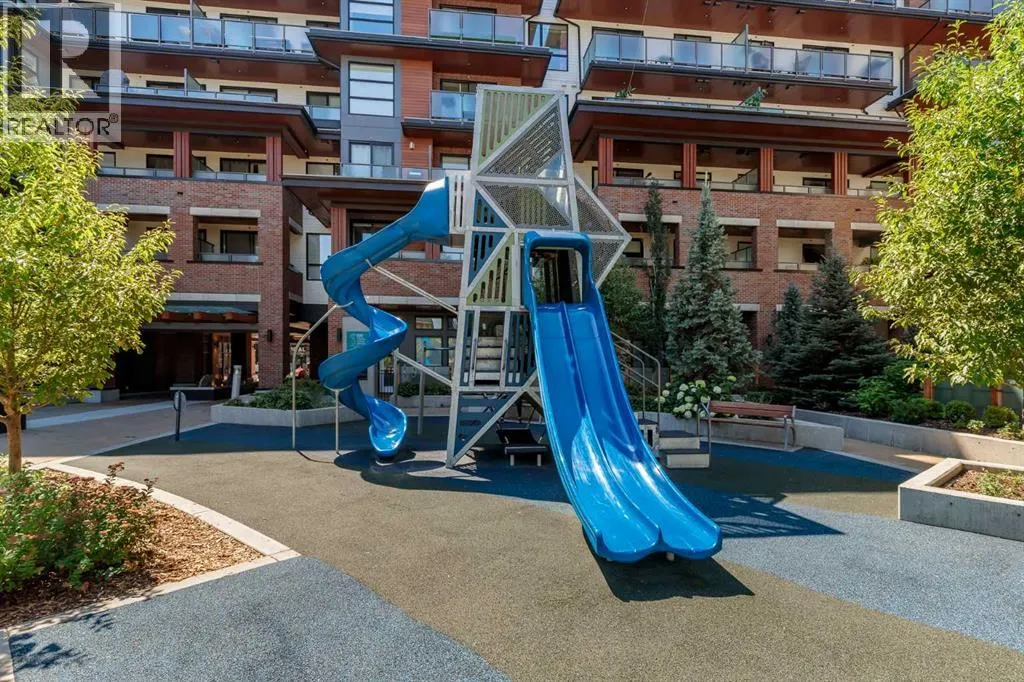 415, 11 Mahogany Circle SE