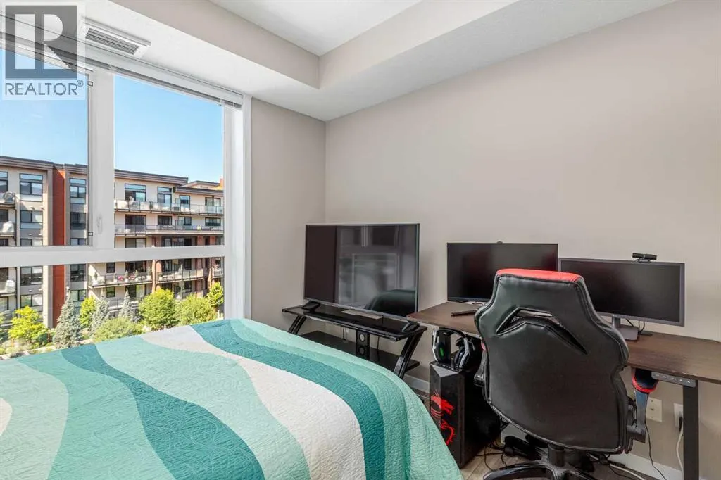 415, 11 Mahogany Circle SE