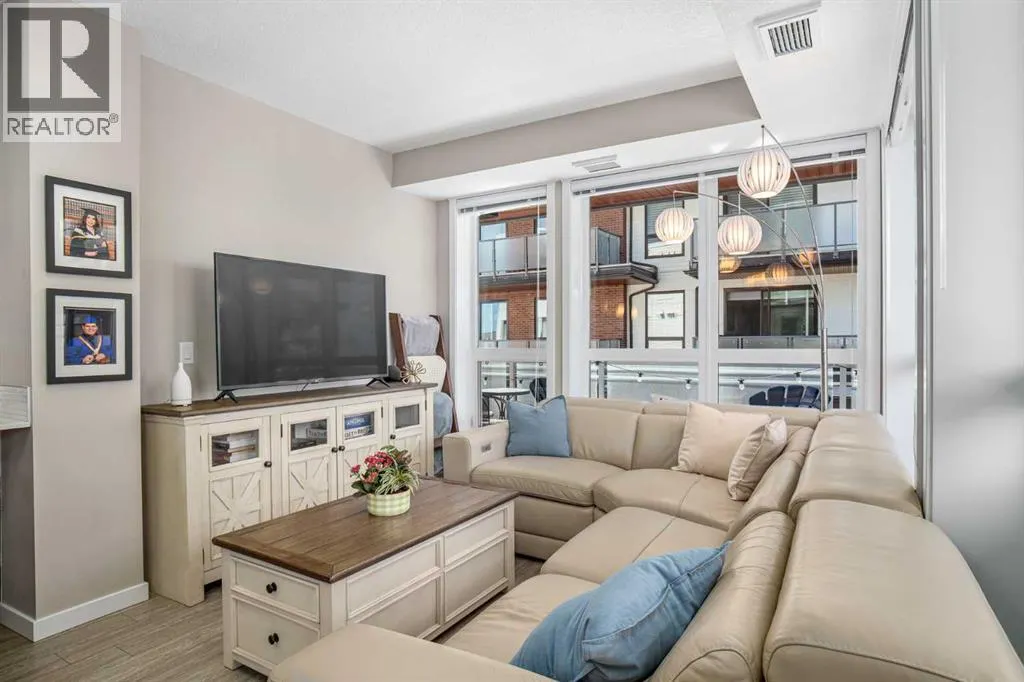 415, 11 Mahogany Circle SE