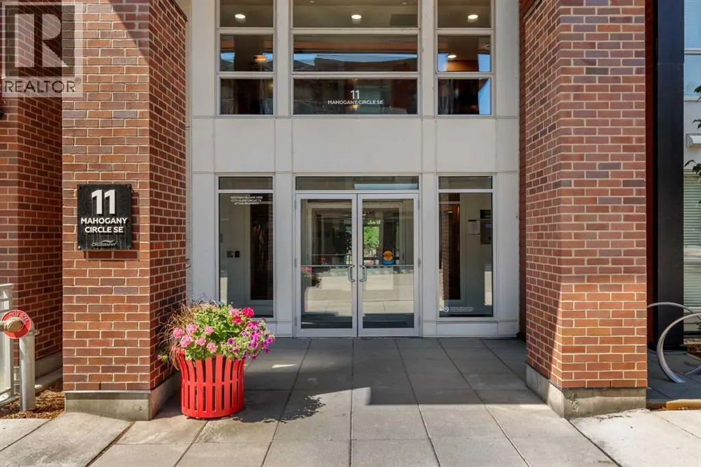 415, 11 Mahogany Circle SE