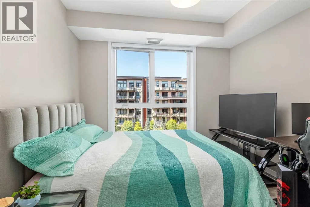 415, 11 Mahogany Circle SE