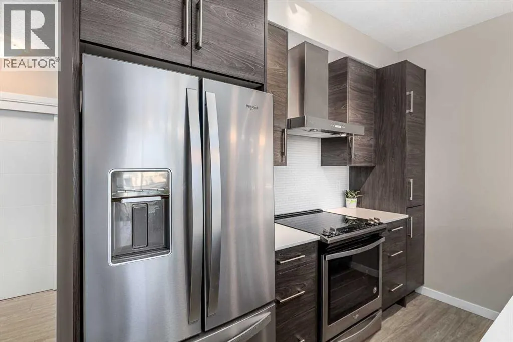 415, 11 Mahogany Circle SE