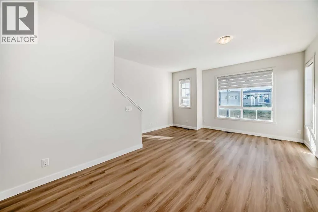 986 Sherwood Boulevard NW