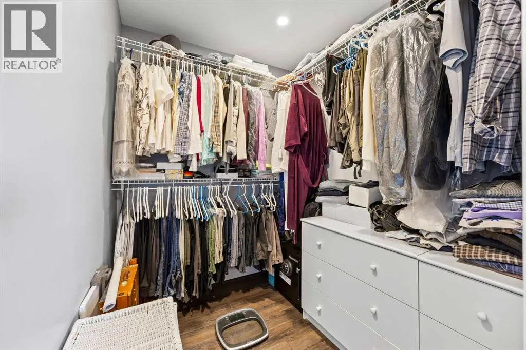 2230, 1818 Simcoe Boulevard SW