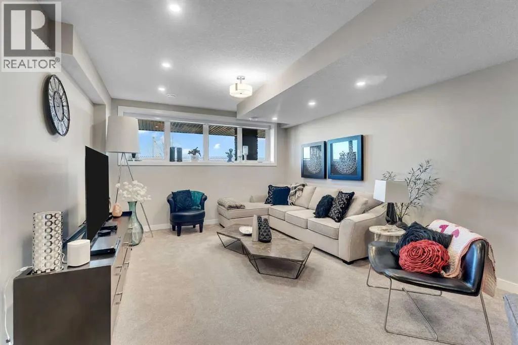 406 Crestridge Common SW