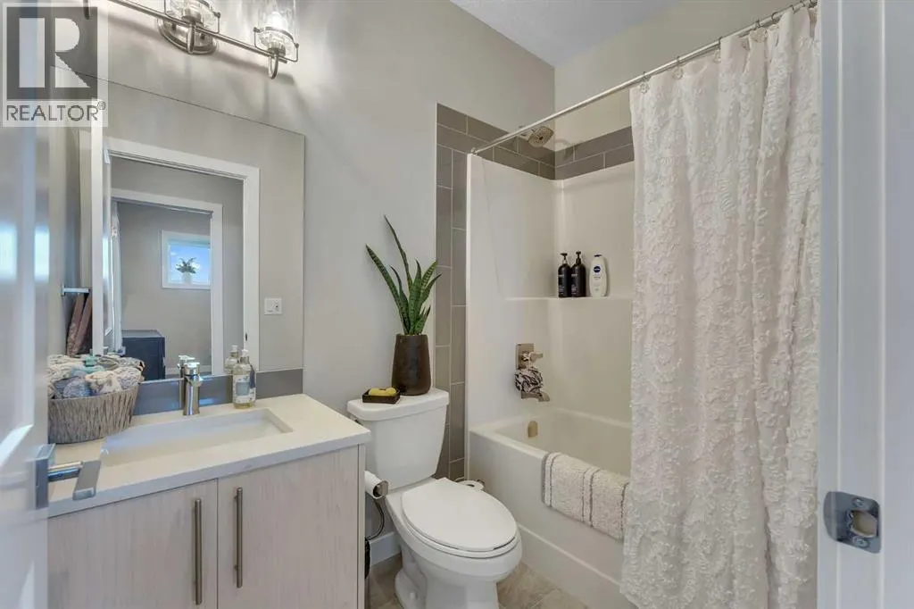 406 Crestridge Common SW