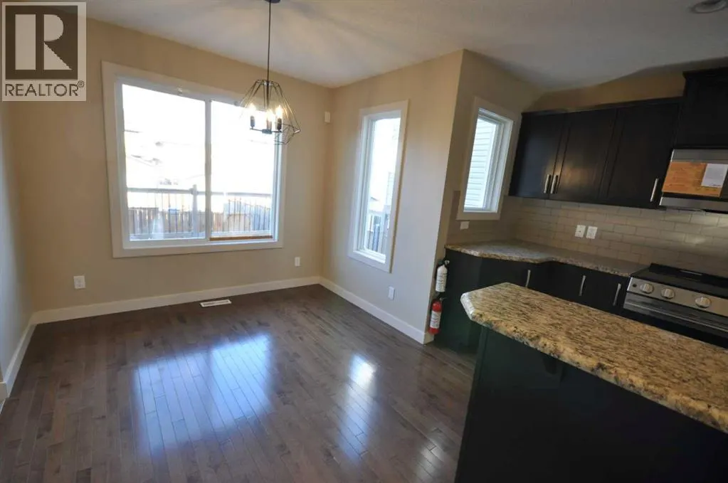 114 Silverado Plains Manor SW