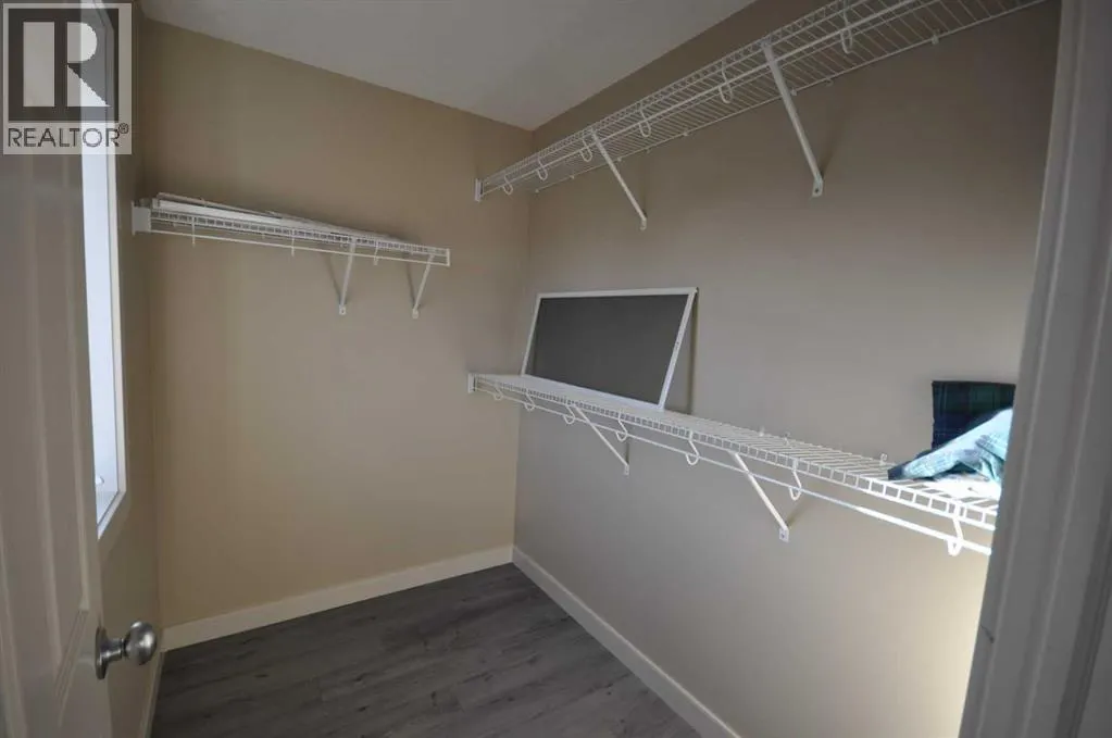 114 Silverado Plains Manor SW