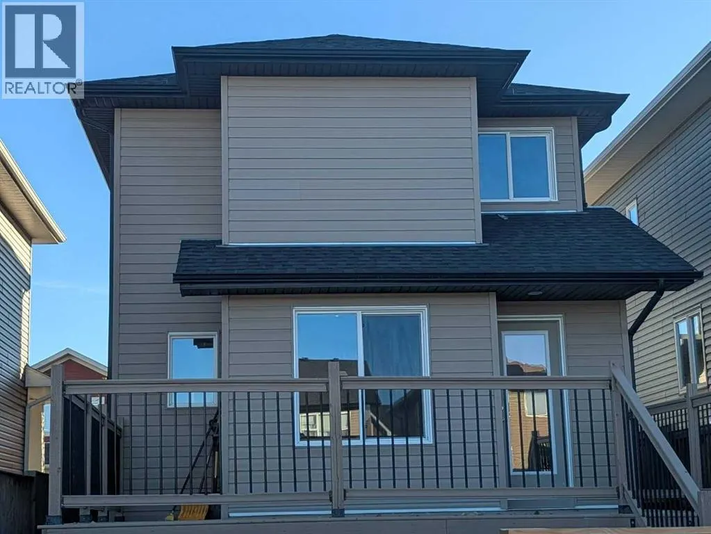 114 Silverado Plains Manor SW