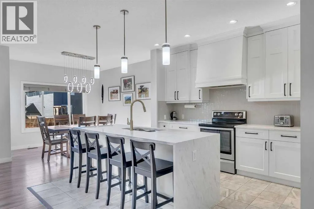 1535 Ravensmoor Way SE