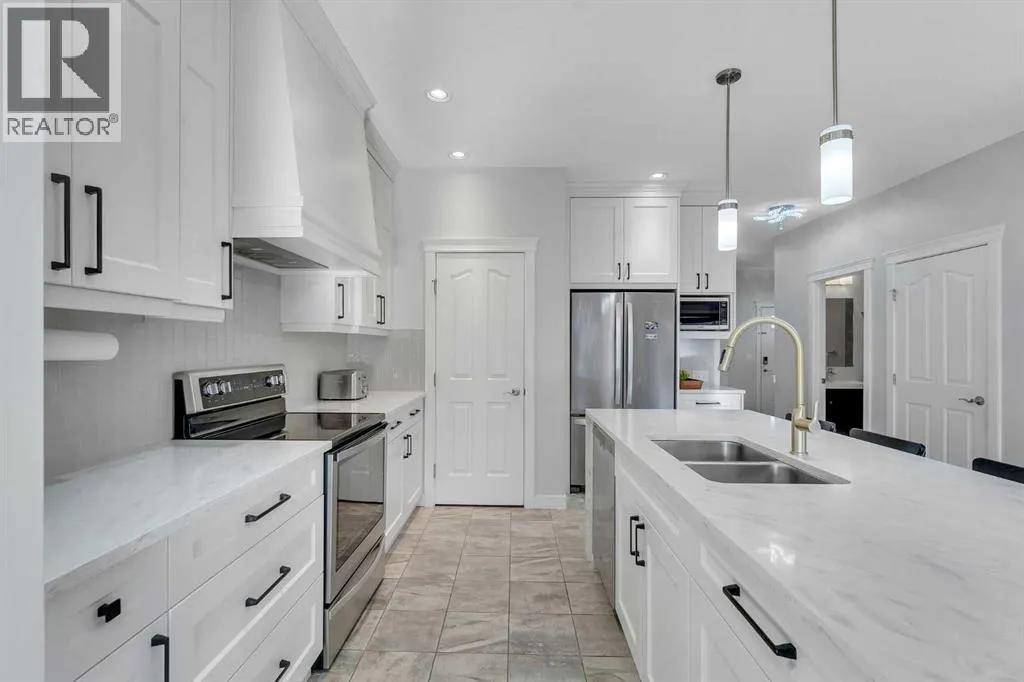 1535 Ravensmoor Way SE