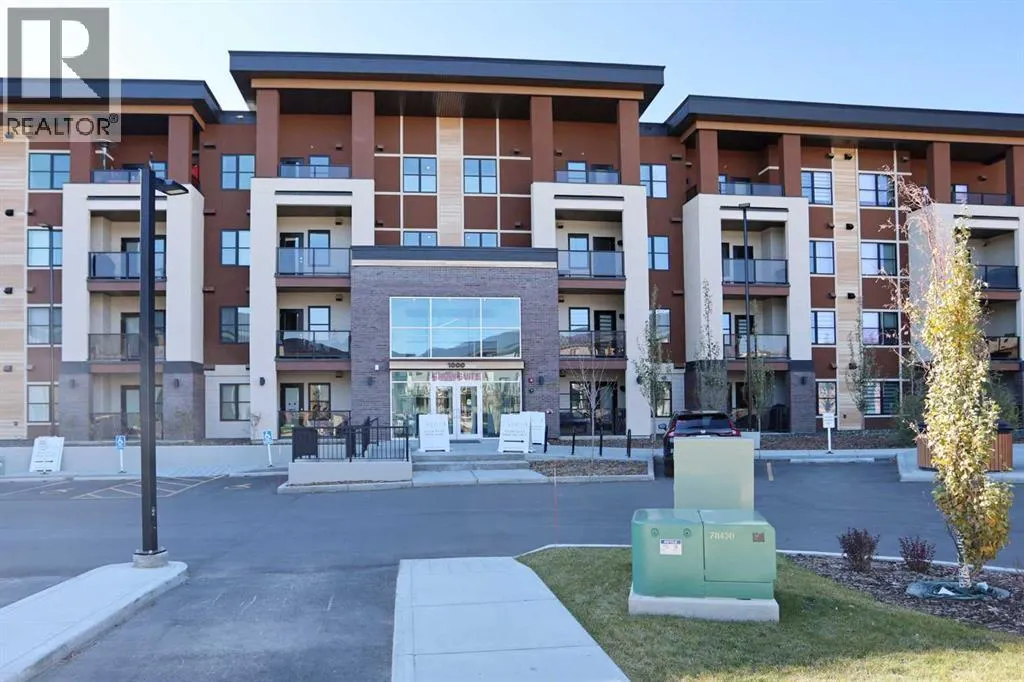 1401, 81 Arbour Lake View NW