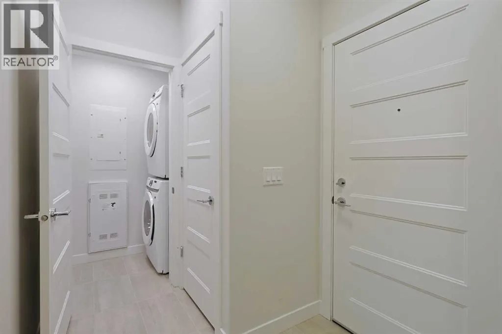 1401, 81 Arbour Lake View NW