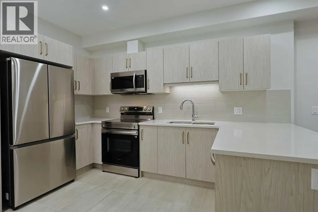 1401, 81 Arbour Lake View NW