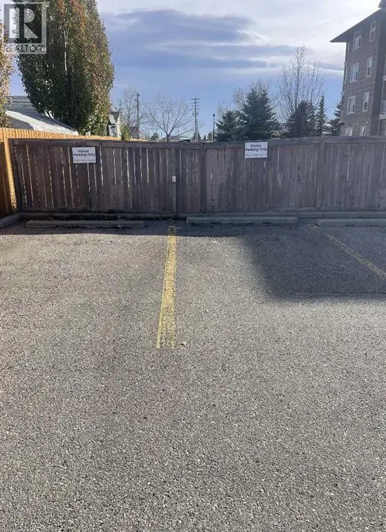 17, 170 N Railway Street