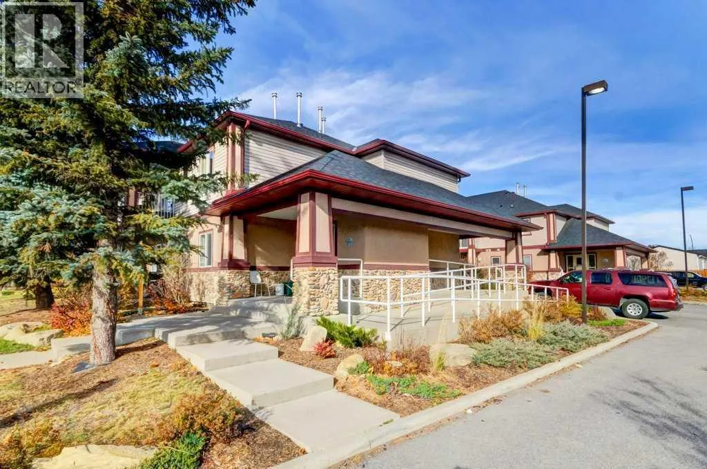 17, 170 N Railway Street