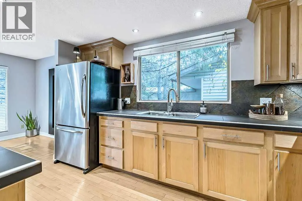 5279 Dalcroft Crescent NW