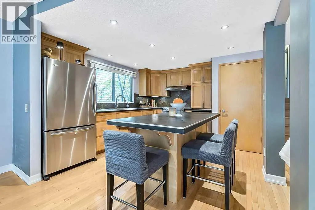 5279 Dalcroft Crescent NW