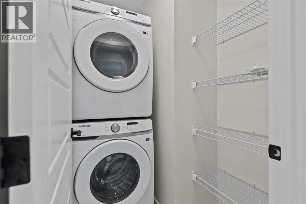 476 Lewiston Landing NE