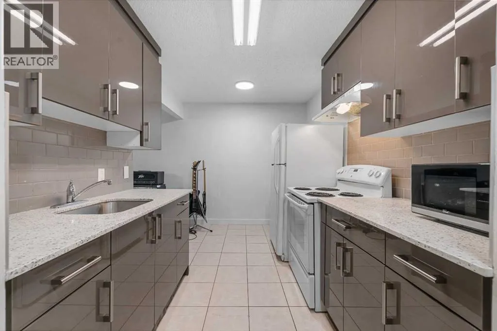 205, 4328 4 Street NW