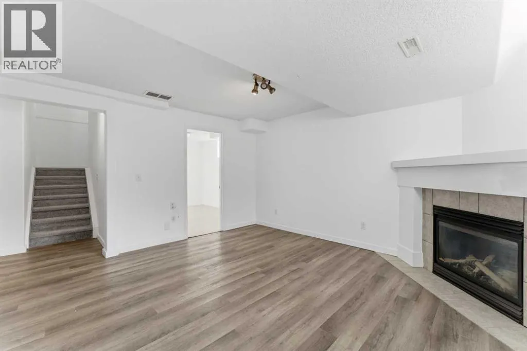 118, 55 Fairways Drive NW