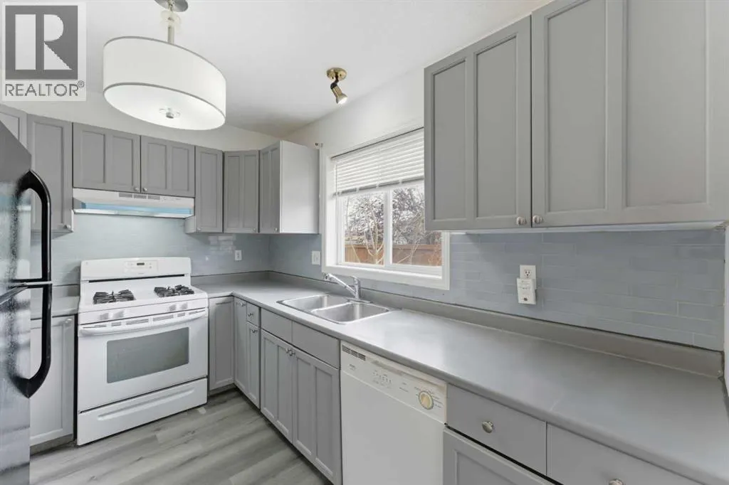 118, 55 Fairways Drive NW