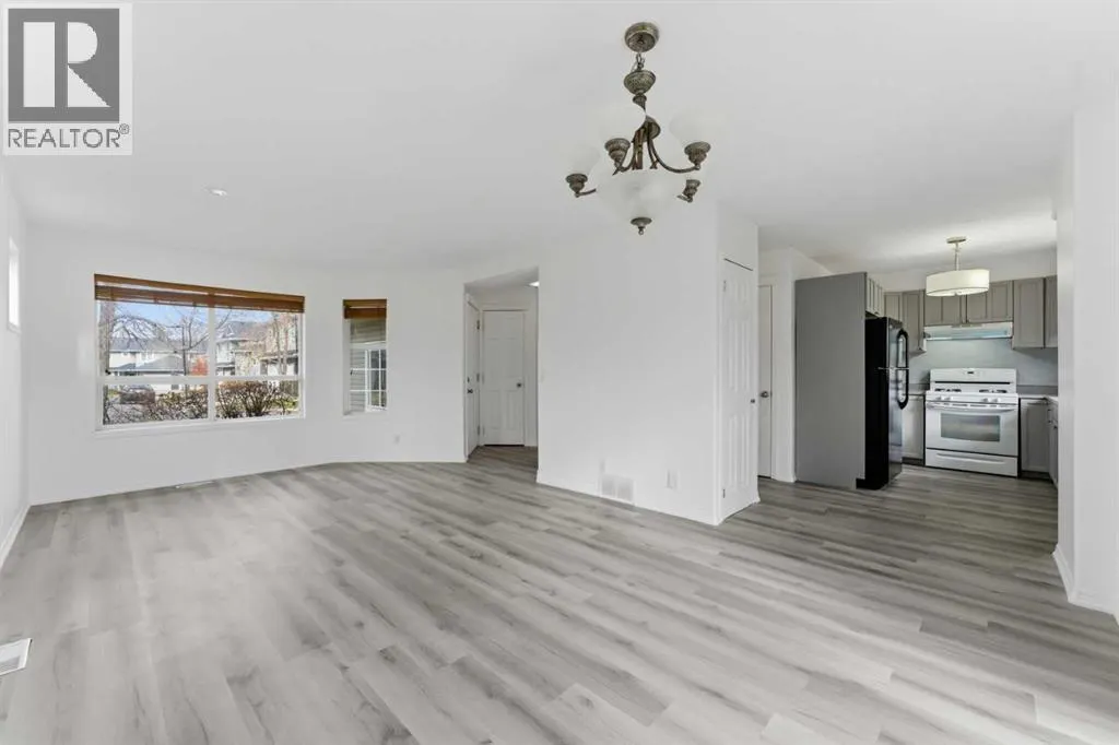 118, 55 Fairways Drive NW