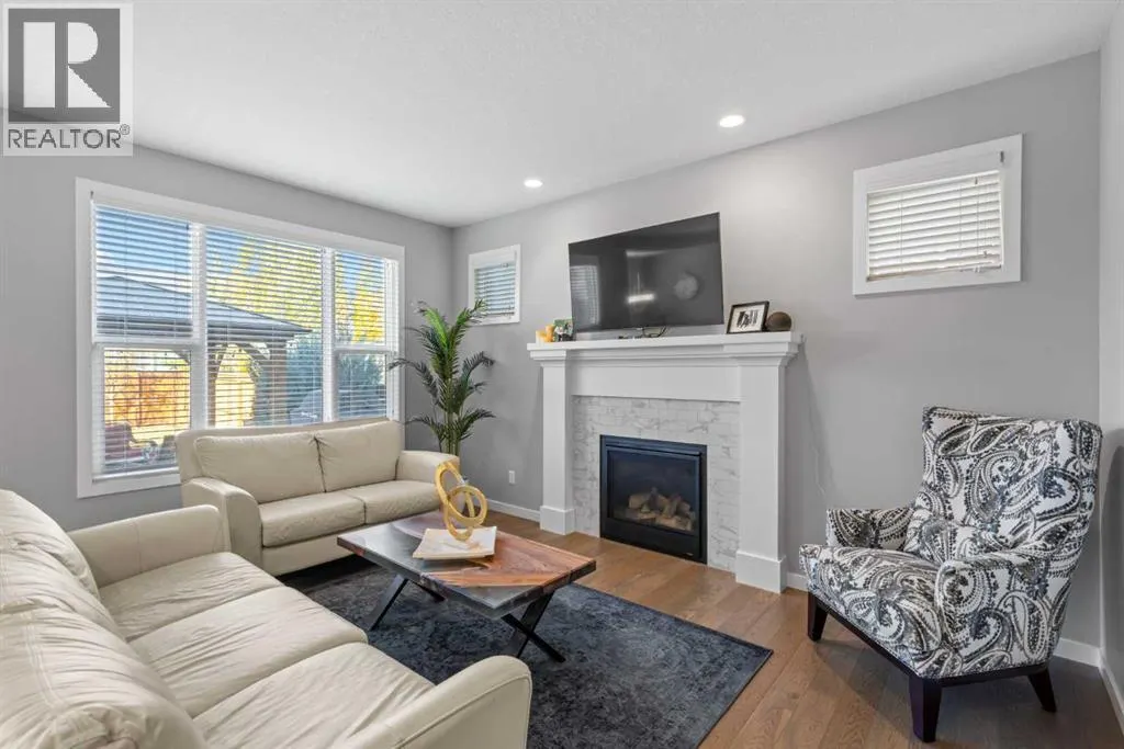 240 Cranbrook Circle SE