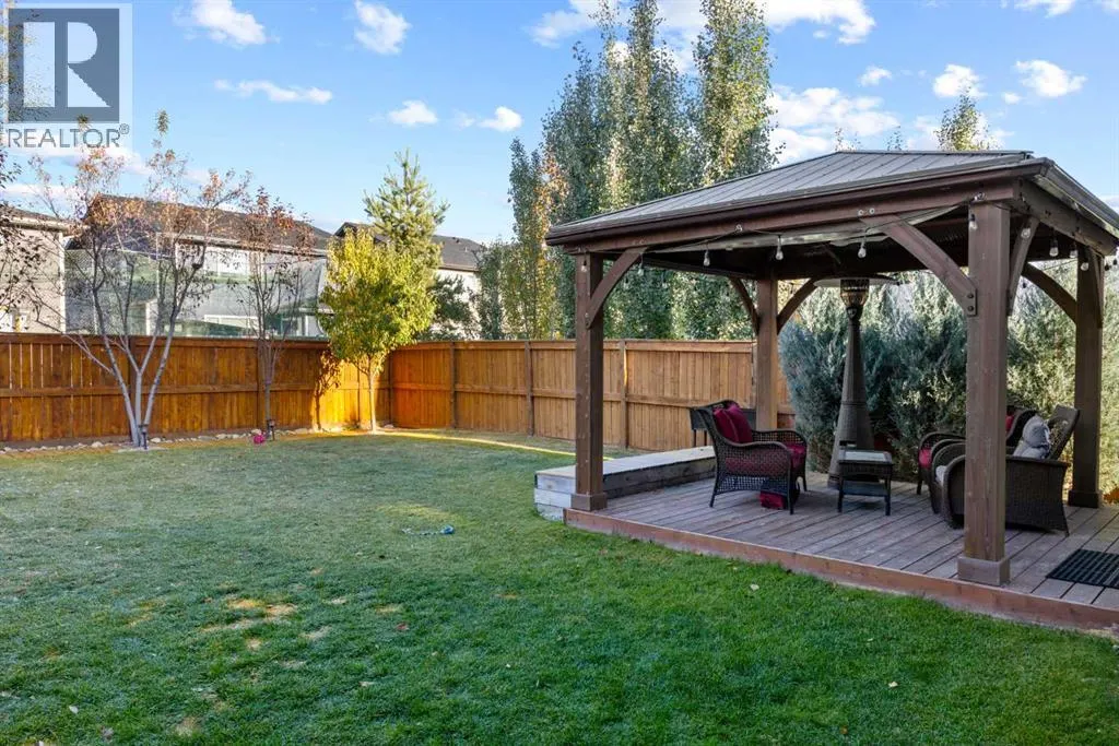 240 Cranbrook Circle SE