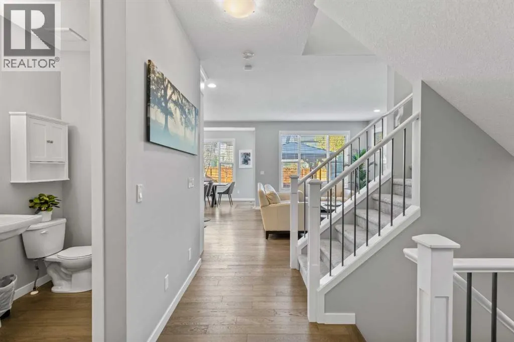 240 Cranbrook Circle SE